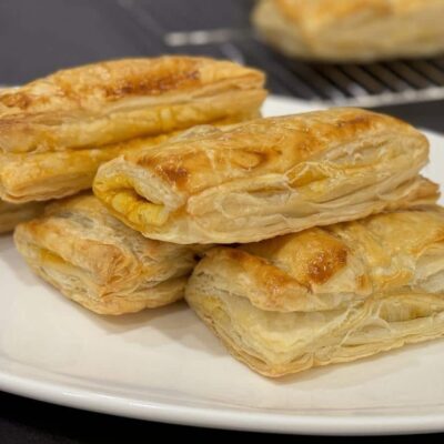 Chicken 65 Puff
